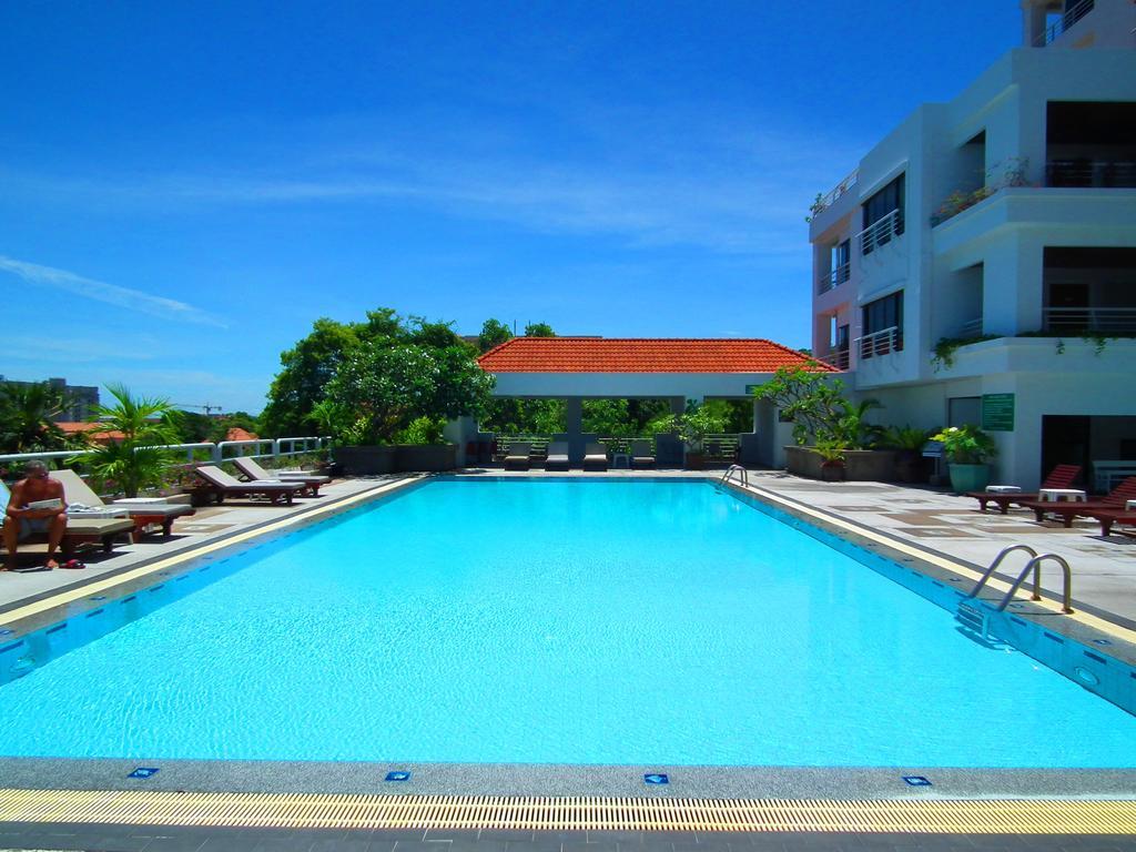 Apartamento Abricole At Pattaya Hill Exterior foto