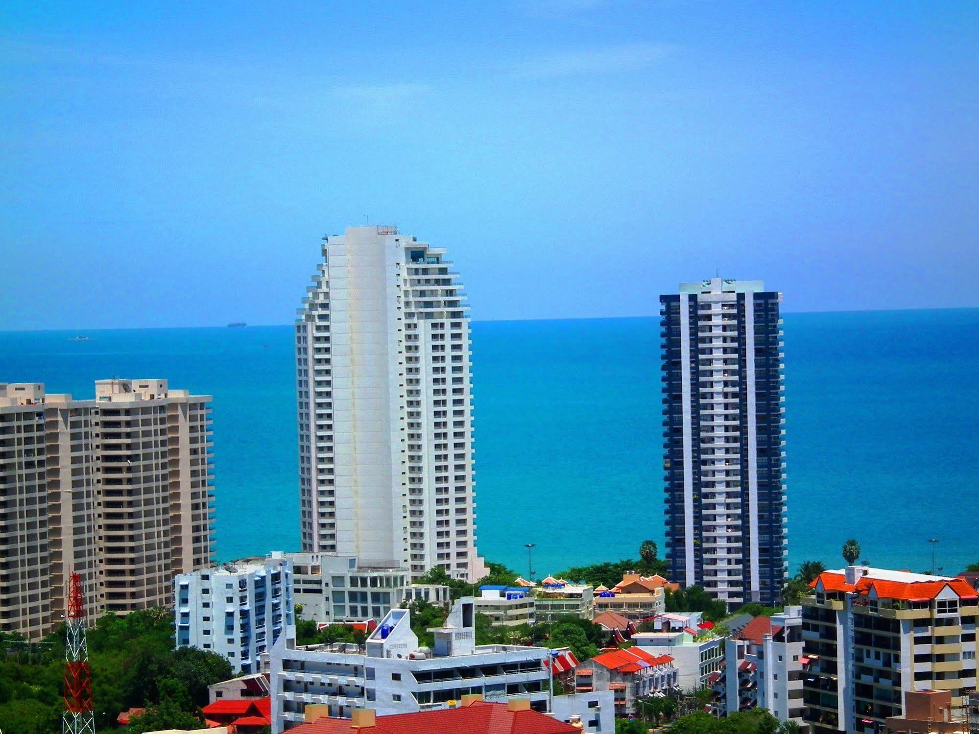 Apartamento Abricole At Pattaya Hill Exterior foto